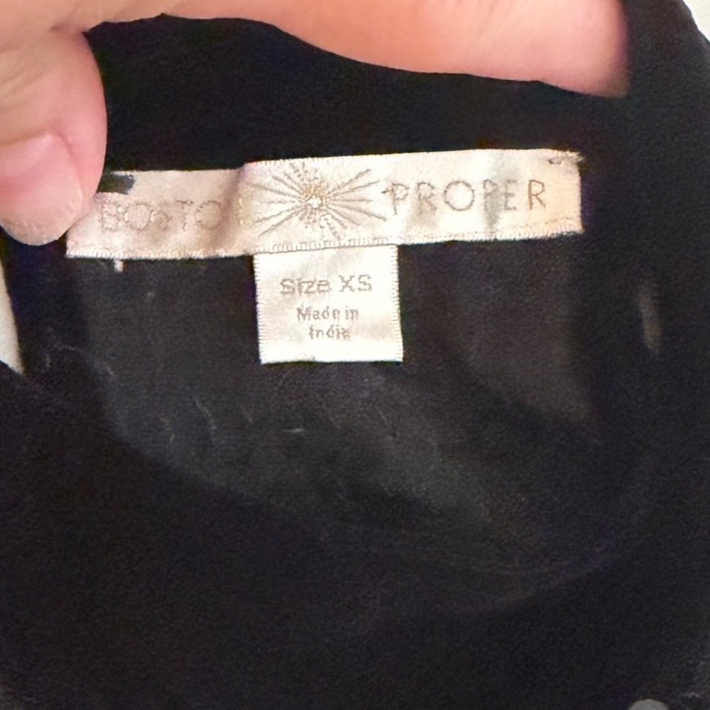 Boston Proper Black Sequin Halter Top Lace Peplum Velvet Neck Keyhole XS - Picture 3 of 8